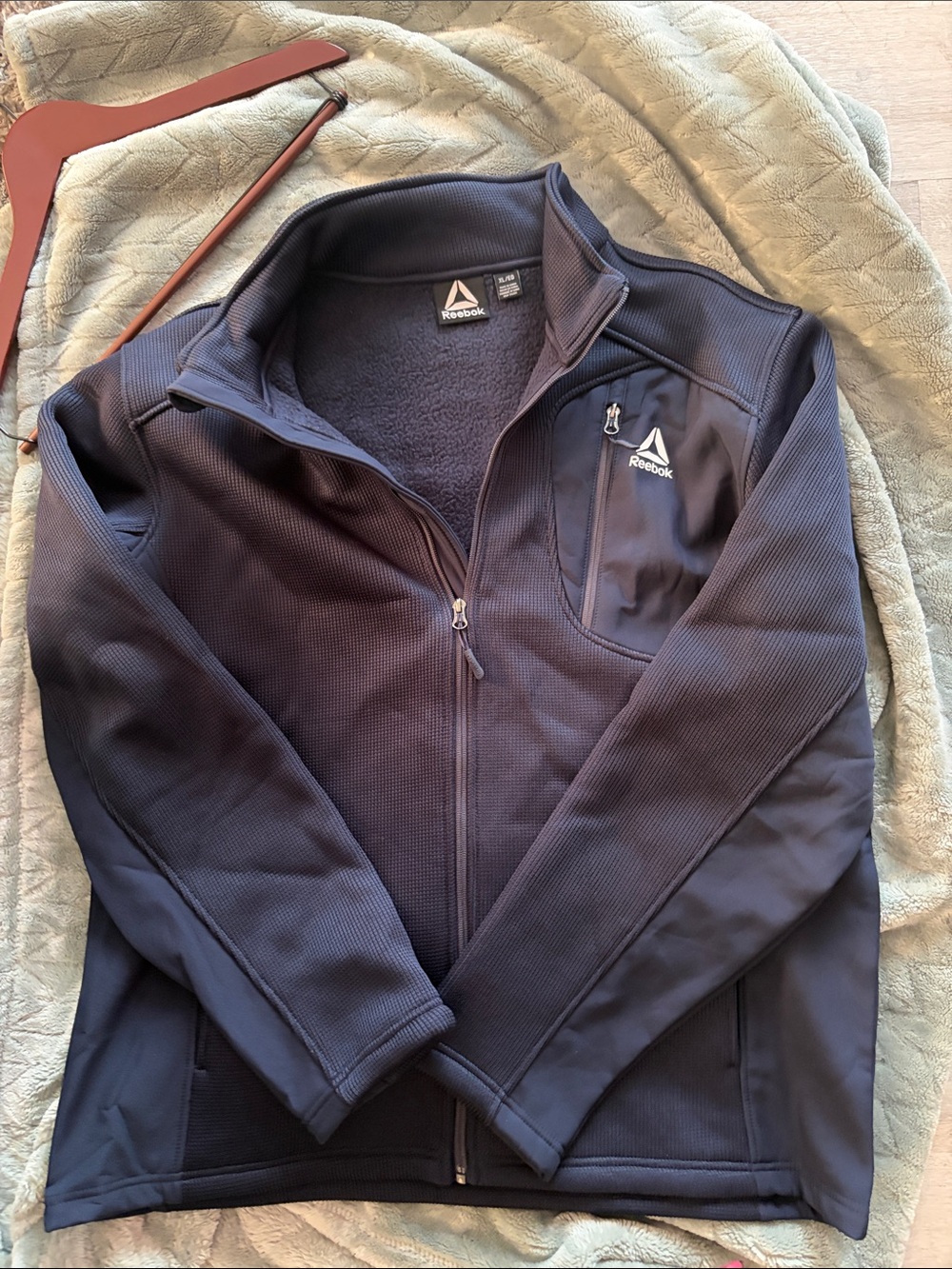 Reebok Men’s Navy Full-Zip Lightweight Jacket